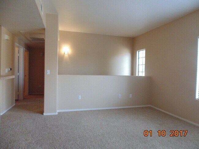 Foto del edificio - COZY 2 BEDROOM 2 FULL BATH CONDO LOCATED ON SECOND LEVEL