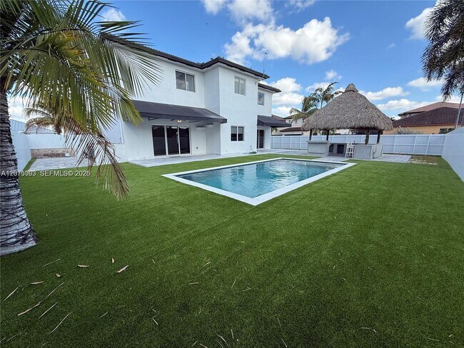 Foto del edificio - 15624 SW 20th St