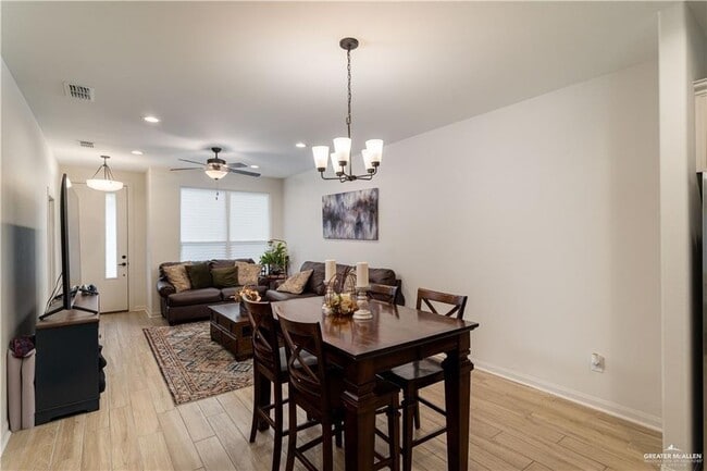 Building Photo - 25 Xavier Ave