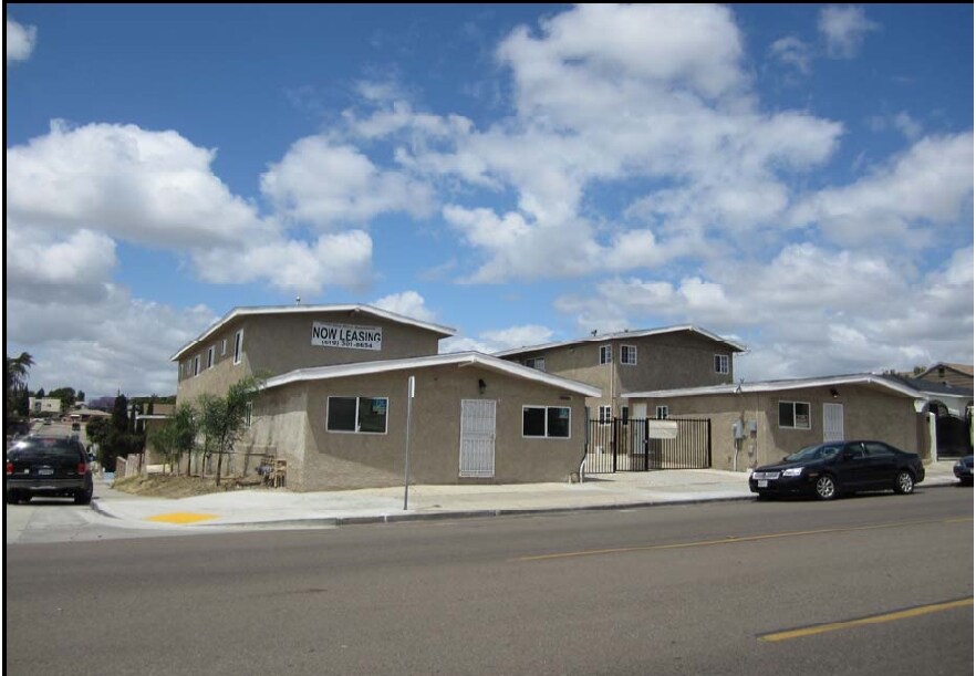 Building Photo - 3750-3760 Ocean View Blvd