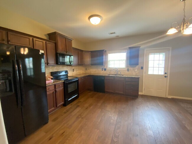 Building Photo - 210 Edgarton Way