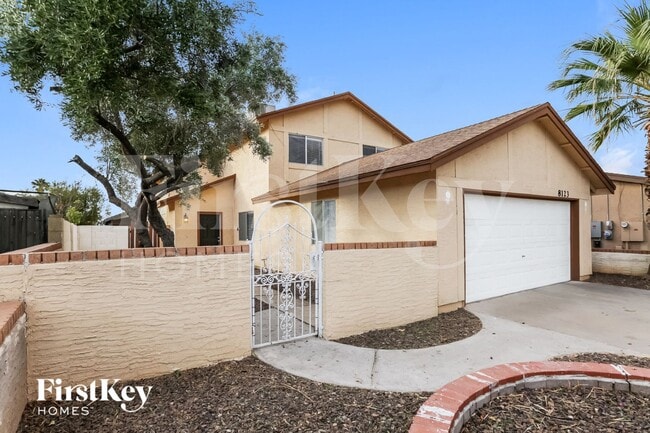 Building Photo - 8123 W Shangri La Rd