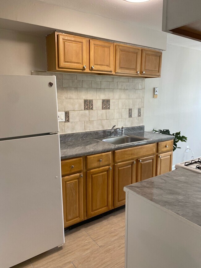 Kitchen (View 1) - 3416 Ashfield Ln