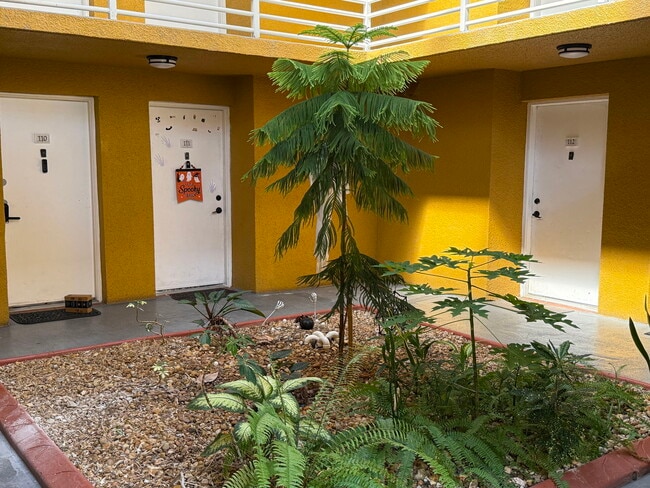 Photo - 9725 Fontainebleau Blvd Apartment