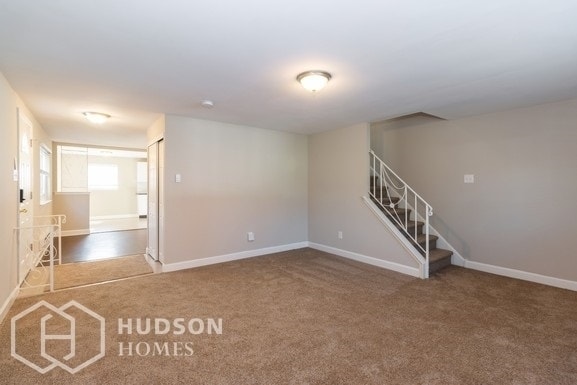 Building Photo - 7313 Hiola Rd