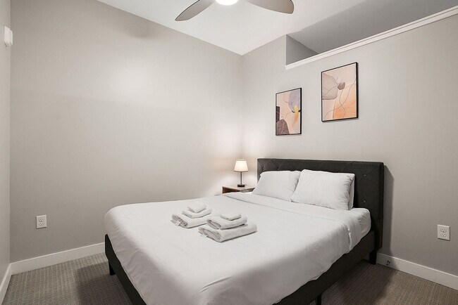 Building Photo - 1410 Nicollet Ave