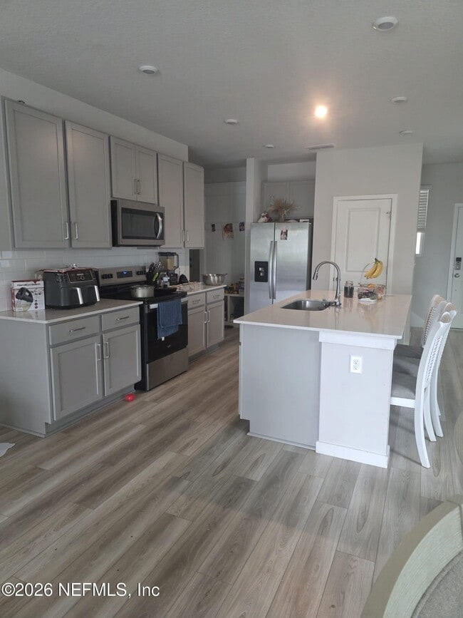 Building Photo - 14884 Praline Ct