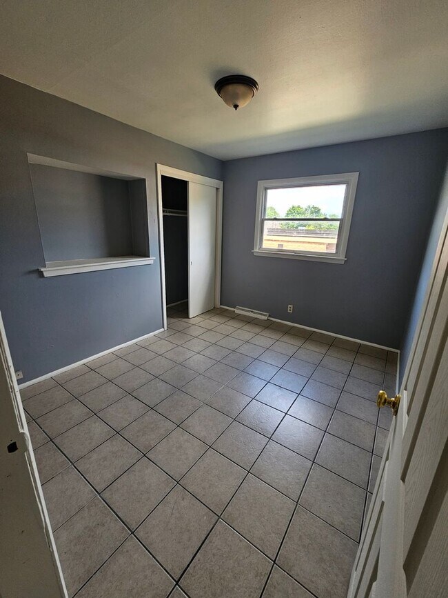 Foto del edificio - 6914-6916 N 42nd St. (Duplex)