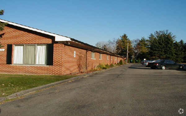 Building Photo - Rosegarden Apartments
