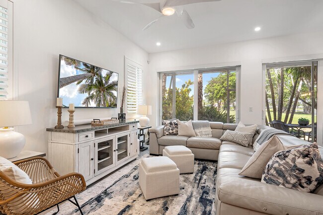 Building Photo - 503 Resort Ln