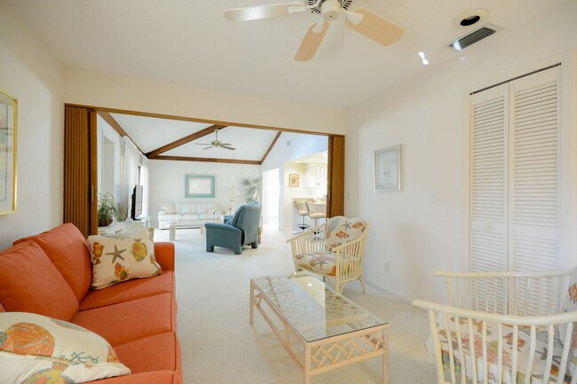 Foto del edificio - 202 Penn Estates Dr