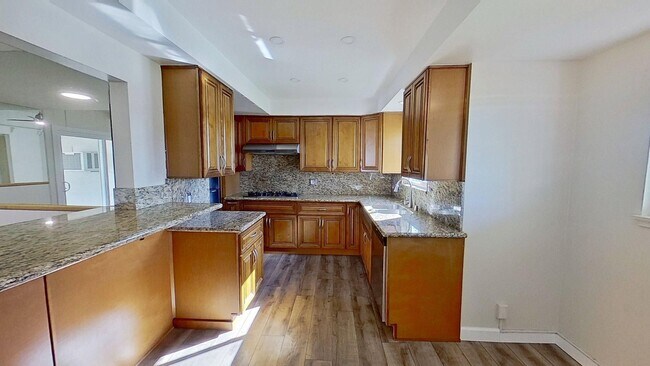 Building Photo - 1100 S Jefferson Ave