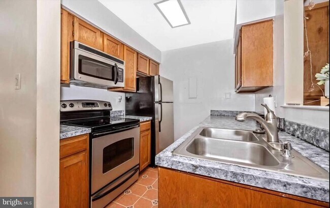 Foto del edificio - 20526 Shadyside Way