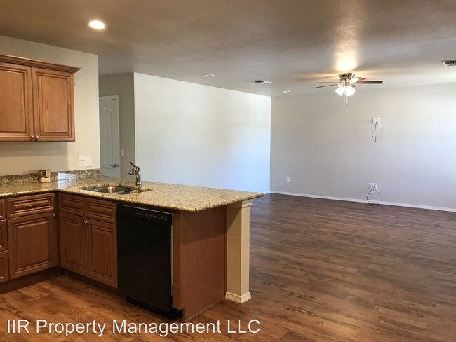 Foto del edificio - 3213-3229 N Richardson Ave