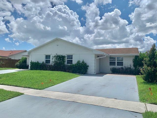 Foto del edificio - 9874 Liberty Ct