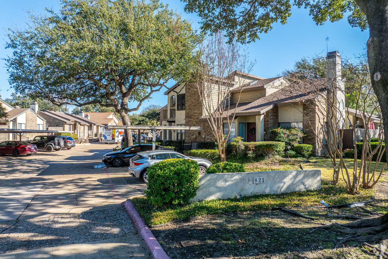 Entrance - Lifescape Villas On Dublin Condos