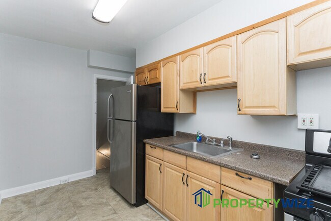 Foto del edificio - 1304 Walker Ave