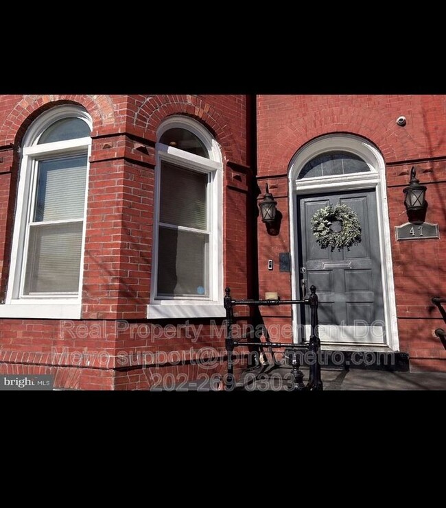 Building Photo - 47 New York Ave NW