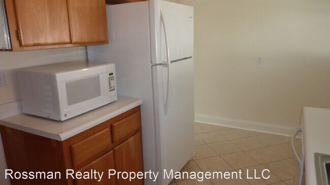 Building Photo - 2 br, 1 bath House - 5724 Riverside Dr