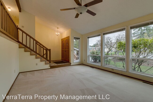 Foto del edificio - 4 br, 3 bath House - 17002 NE 38th Pl