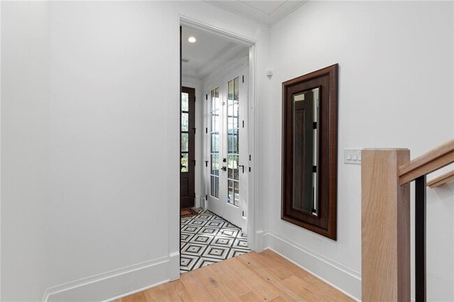 Building Photo - 1261 Virginia Ave NE