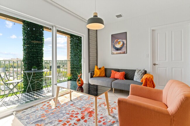 Foto del edificio - 2280 SW 32nd Ave