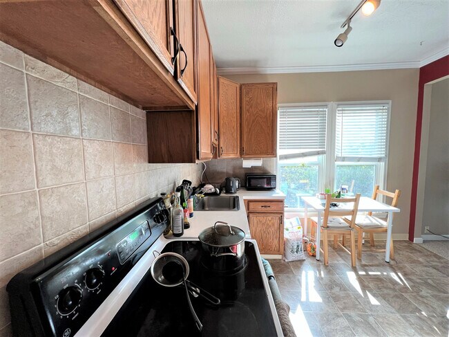 Foto del edificio - 2530 College Ave