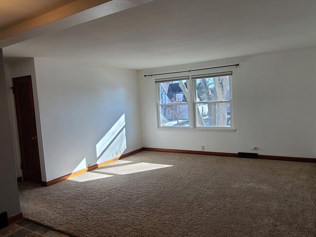 Living Room - 42 E Lincoln Ave