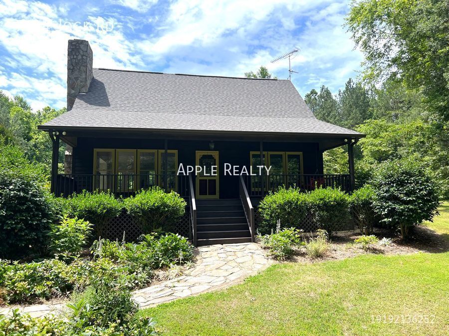 Foto principal - 7614 Jock Rd., Bahama, NC - Available Now!