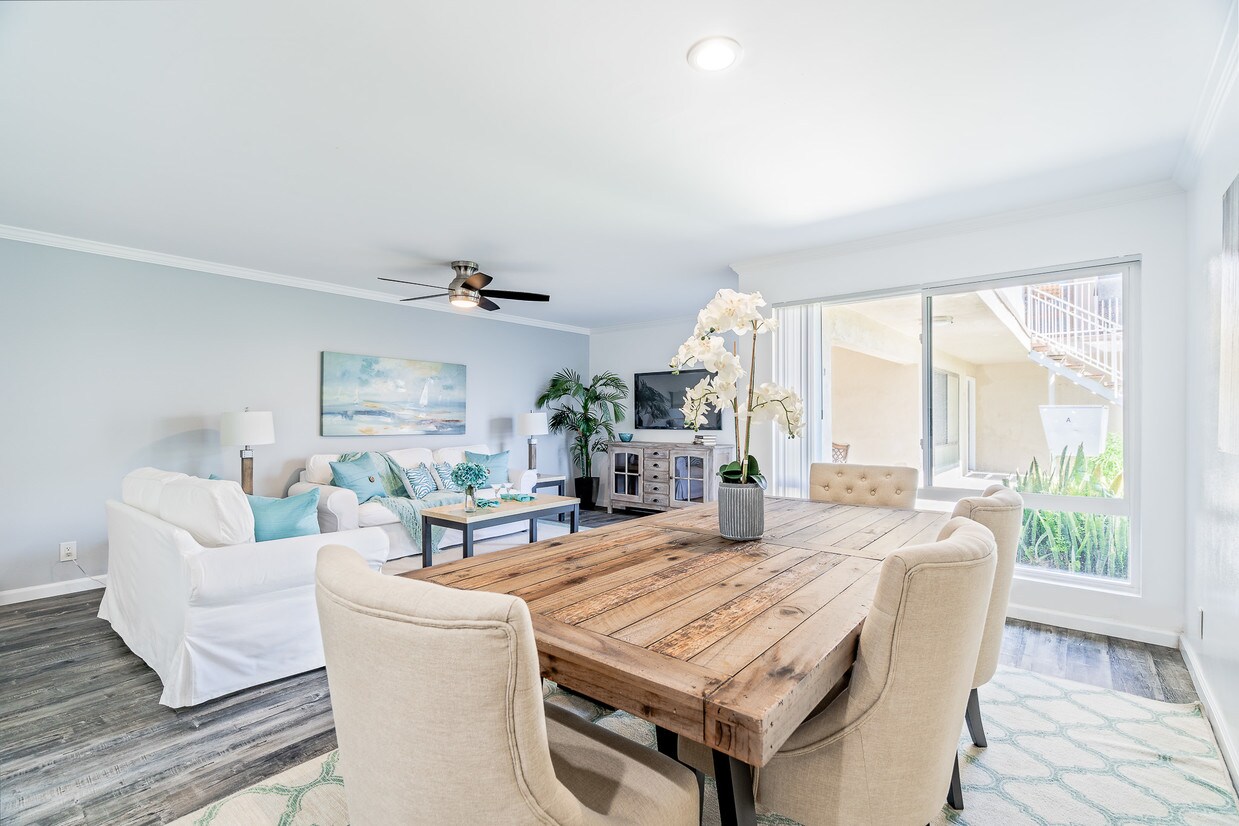 Palm View Village Apartments in Gardena, CA