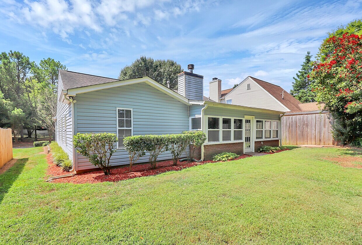 Foto principal - 14414 Arbor Ridge Dr