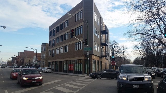 Foto del edificio - 2964-2968 N Elston Ave