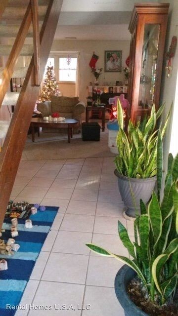 Foto del edificio - 3 br, 1.5 bath House - 8 Jersey Circle