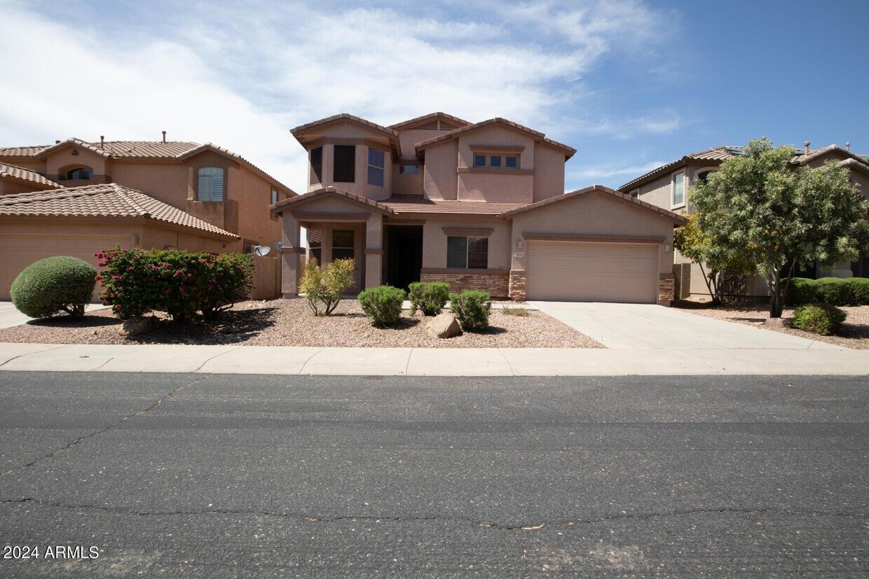 Foto principal - 4522 W Ravina Ln