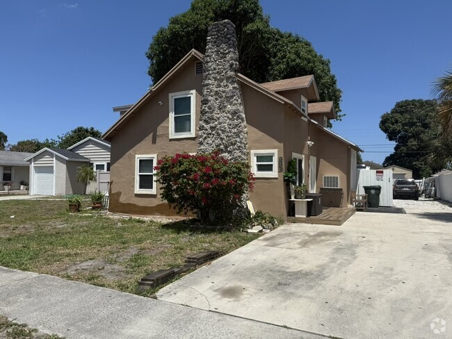 Building Photo - 312 Fleming Ave