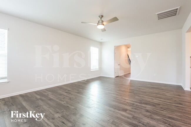 Building Photo - 408 Stonefence Dr