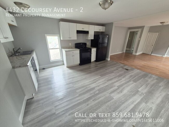 Foto del edificio - 4432 Decoursey Ave