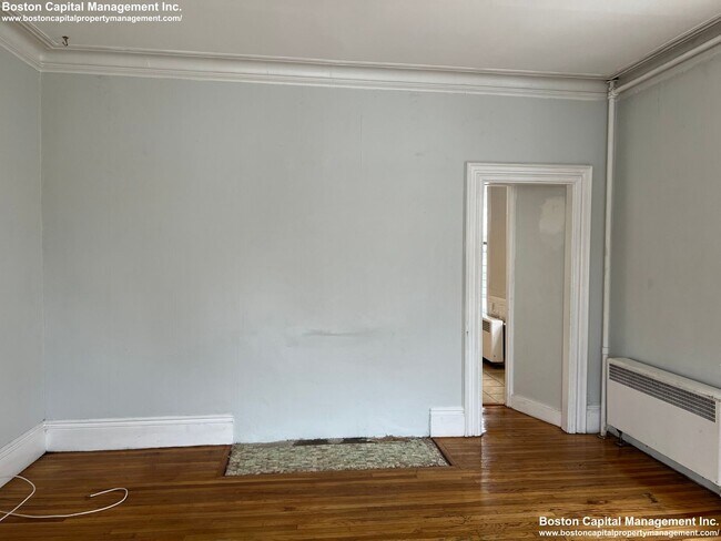 Foto del edificio - Great Value two and a half bed in Allston ...