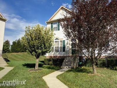 Primary Photo - 3 br, 2.5 bath Townhome - 625 Kirkcaldy Way