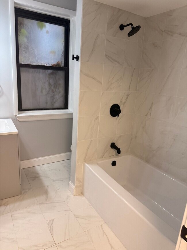 Foto del edificio - 6737 S East End Ave