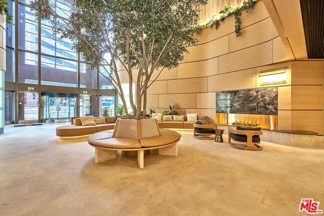 Foto del edificio - 1100 Wilshire Blvd