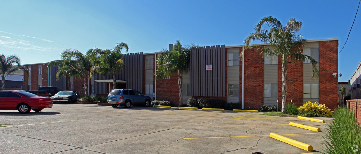 Foto principal - 4408 Congress Dr