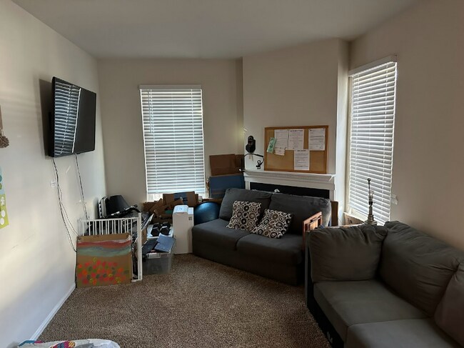 Foto del edificio - 4432 Stockbridge Ct