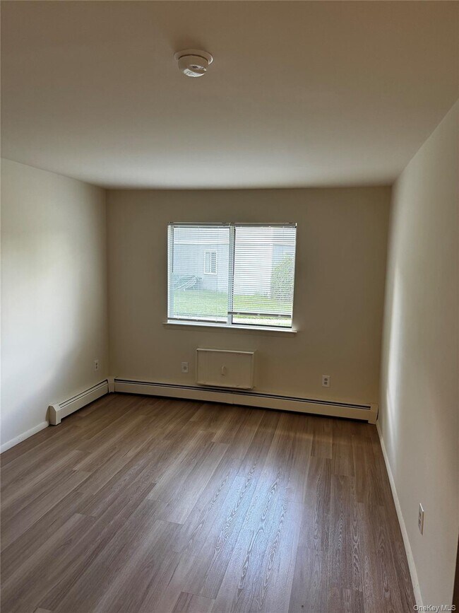 Foto del edificio - 3575 Strang Blvd