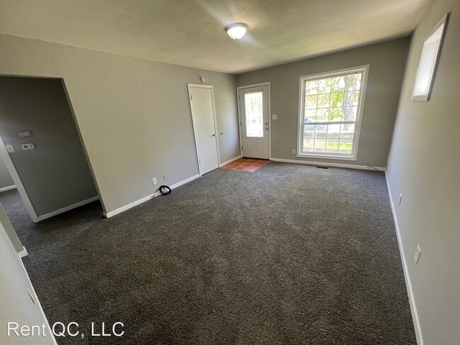 Building Photo - 3 br, 1 bath House - 1216 9th St.