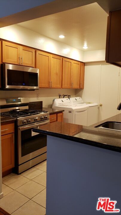 Foto del edificio - 1425 W 12th St