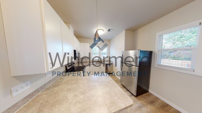 Foto del edificio - 1322 East Alder