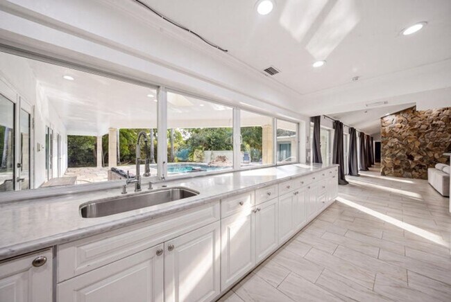Foto del edificio - 4020 NW 101st Dr