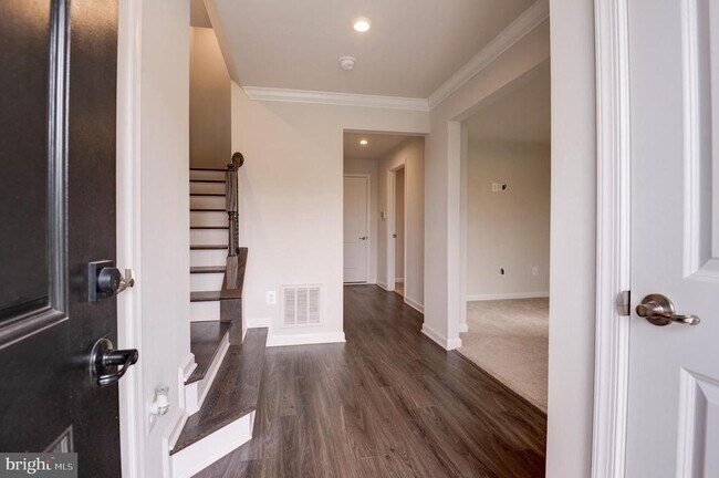 Foto del edificio - 14011 Sunrise Valley Dr