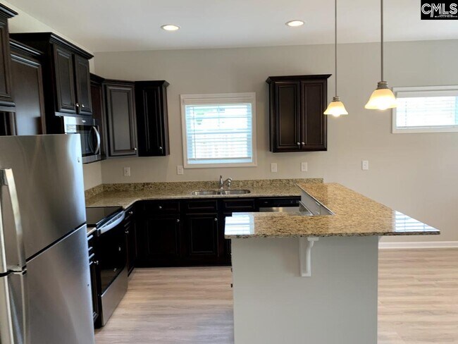 Building Photo - 918 Oxbow Ln
